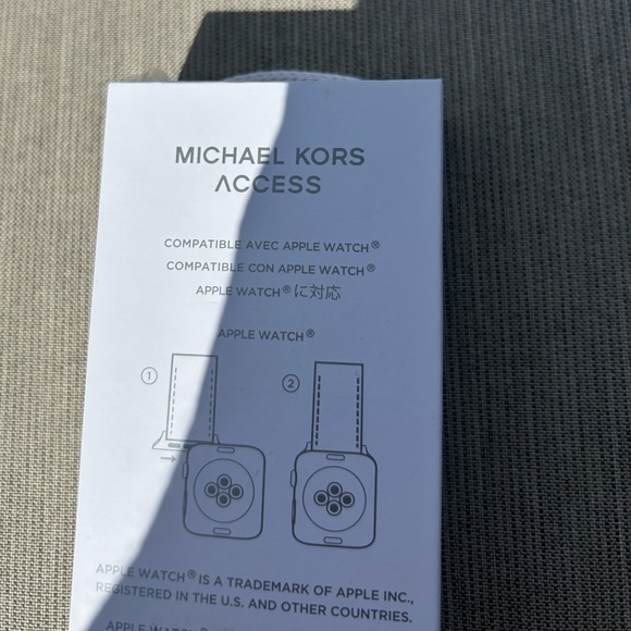 Michael Kors Access Apple Watch Band 38MM/40MM Micro PVC - Picture 17 of 17